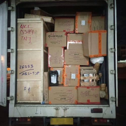 jasa kargo dan logistik terpercaya-galeri (9)